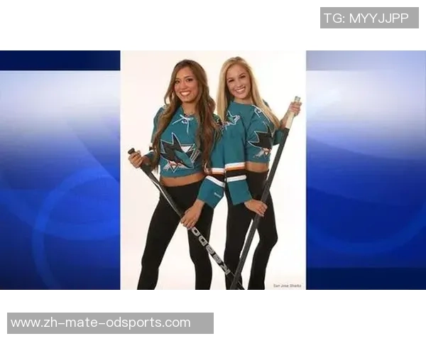 闪电与企鹅的激烈对决NHL冰球赛精彩瞬间回顾与分析